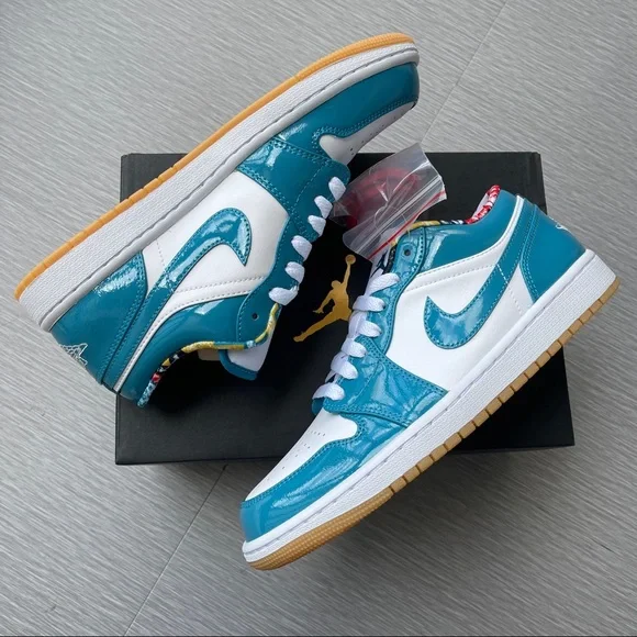 🤖Air Jordan 1 Low Cyber Teal🤖 - Picture 3 of 5